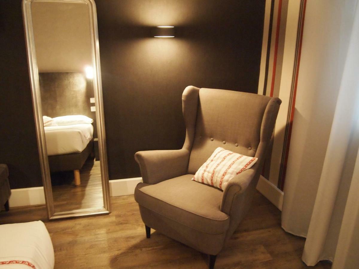 Hotel Colbert Tours Luaran gambar