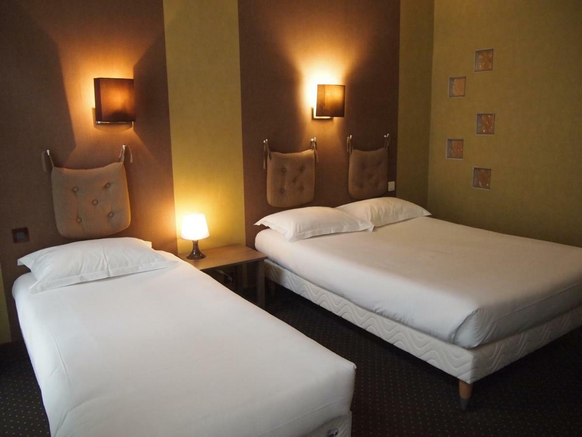 Hotel Colbert Tours Luaran gambar