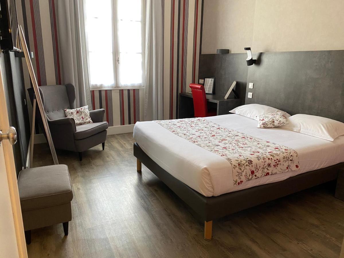 Hotel Colbert Tours Luaran gambar